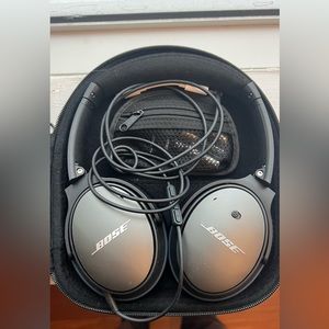 Bose QuietComfort 25 Acoustic Noise Cancelling Headphones